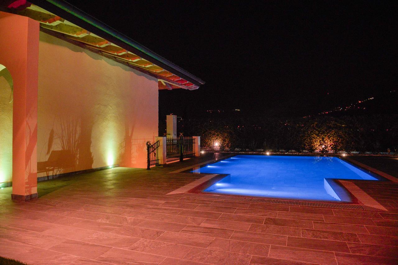 Villa Luxury House & Spa Riva del Garda Exteriör bild