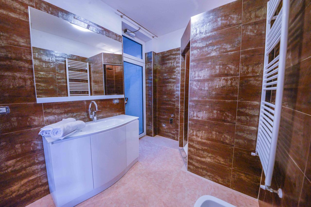 Villa Luxury House & Spa Riva del Garda Exteriör bild